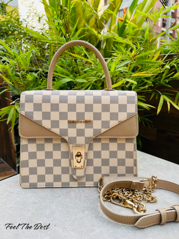Elevate Your Look with Our HandfeelBD Elegant Shoulder Bag! - Image 4